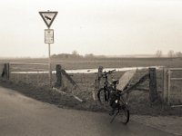 Pause am Naturschutzgebiet  Pentax K2, SMC M 2.8/40, Bergger Pancro 400@400