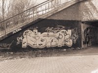 Unterführung mit Deko  Pentax 645N, SMC A 2.8/45, Fuji Acros @50  - 27.02.2018 -