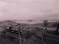 Blick auf die überfluteten Rheinwiesen  Pentax 67II, SMC 4.0/45, Ilford FP4plus@80