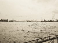 Rheinblick von der Fähre  Pentax K-1, SMC Pentax Fa 1.8/31 Limited  - 06.April 2019 -