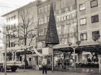 Lichter raus aus dem Baum  Pentax K2, SMC 1.4/50, Foma Retropan 320@160