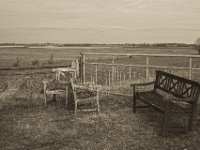 Rastplatz  Pentax K-1, SMC Pentax FA 1.9/43 Limited  - 17.12.2019 - : Landschaft, Rhein, Stuhl, Weide, Hochwasser, Rheinwiesen, Fluss, Bank, Rheindeich