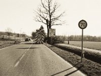 Weg damit, stört doch nur  Pentax MZ-S, SMC FA  1.9/43 Limited, Ilford Delta 100@64