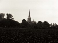 Die Kirche im Dorf  Pentax 645N, SMC FA 2.8/150, Bergger Pancro400