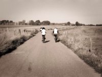 Radfahrer  Pentax MZ-S, SMC FA  1.9/43 Limited, Adox CHS100II