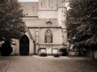 Dorfkirche oder  Keine Kirche keine Hölle  Pentax Super A, SMC Pentax 2.0/35, Gelbfilter, Bergger Pancro400@250