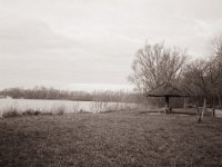 Unterstand am See  Fuji GS645S professional WIDE60, Bergger Pancro400