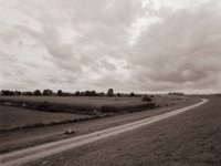 Nur ein Weg und Wolken am Himmel  Pentax 67II, SMC 4.0/45, Bergger Pancro400  - 09.10.2021 -