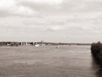 Flussstadt  Pentax MZ-S, SMC FA  1.9/43 Limited, Adox CHS100II  - 19.02.2021 -