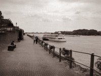 Rheinpromenade Rees  Pentax Super A, SMC Pentax-M 2.8/40;  Orange Filter, Bergger Pancro400@200  - 25:06.2021 -