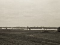 Wie Wachttürme am Fluss  Pentax 6x7, SMC Takumar 4.5/75, Bergger Pancro400  - 29.12.2021 -