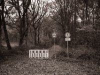 Idiotische Fahrradsperrung  Fuji GW 690 III, Bergger Pancro400  - 04.12.2022 -