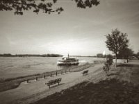 Die River Lady bei Wesel  Pentax Super A, Soligor C/D Wide Auto 2.8/20 MC, ILFORD Pan 100  - 03.05.2023 -