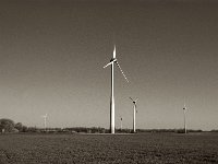Windräder  Pentax MZ-S, SMC Pentax - FA 1.8/31 Limited, Gelbfilter. ADOX CHS 100II  - 05.04.2023 -