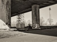Unter der Autobahn  Pentax MZ-S, SMC Pentax - FA 1.8/31 Limited, Gelbfilter. ADOX CHS 100II  - 05.04.2023 -