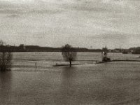 Der Rhein macht sich breit  Pentax MZ-S, SMC FA 1.8/77 Limited,  Bergger Pancro400@640   - 12.12.2023 -