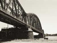 Eisenbahnbrücke  Pentax Super A, SMC FA 1.9/43 Limited, Gelbfilter, ADOX CHS 100II  - 17.06.2023 -