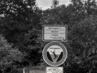 Mahnung und Hinweis  PENTAX K-3 Mark III Monochrome, SMC PENTAX-FA 1.8/31 Limited - 02.06.2024 -