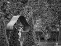 Aufgehangen ....  PENTAX K-3 Mark III Monochrome, SMC PENTAX-FA 1.8/77 Limited   - 03.10.2024 -