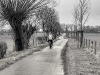 Radfahrer  PENTAX K-3 Mark III Monochrome , SMC Pentax-FA 1.9/43 Limited  -12.02.2024 -