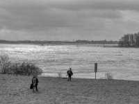 ... und noch ein Angler  PENTAX K-3 Mark III Monochrome , SMC Pentax-FA 1.9/43 Limited  -12.02.2024 -