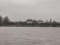 Jenseits des Rheins  PENTAX K-3 Mark III Monochrome , HD Pentax-D FA 2.8/24-70    - 14.01.2024 -