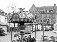 Kleines Karussell  PENTAX K-3 Mark III Monochrome, HD PENTAX - DA* 2.8/ 11-18 ED DC AW  - 15.11.2024 -