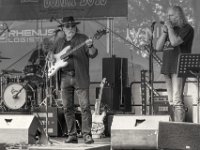 Franz am Bass, Terry am Schlagzeug, Gast mit Blues Harp #5  PENTAX K-3 Mark III Monochrome, SMC PENTAX-FA 1.9/43 Limited  - 18.08.2024 -