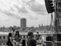 Smartphones  sind praktisch  PENTAX K-3 Mark III Monochrome, SMC PENTAX-FA 1.9/43 Limited  - 18.08.2024 -