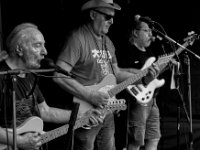 Heinz und Franz singen  PENTAX K-3 Mark III Monochrome, SMC PENTAX-FA 1.8/31 Limited  -21-07.2024 -