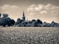 Die Kirche im Dorf  PENTAX K-3 Mark III Monochrome, HD PENTAX - DA* 2.8/16-50 ED PLM AW  - 24.06.2024 -