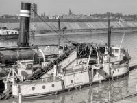 Museumsschiff Minden  PENTAX K-3 Mark III Monochrome, HD PENTAX - DA* 2.8/16-50 ED PLM AW  - 04.04.2025 -