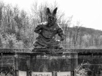 Donnie Darko besuche ich immer auf dieser Tour  PENTAX K-3 Mark III Monochrome, HD PENTAX - DA* 2.8/16-50 ED PLM AW  - 04.04.2025 -