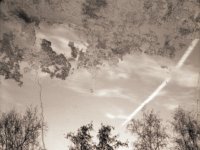 Winterfensterscheibe mit Schnee  Agfa Isola I, umgebaut auf  Pinhole 6x6,  Fuji Acros 100/80  - 25.12.2010 -