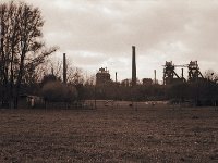 Blick in den Landschaftspark Duisburg Nord  Pentax LX, Adapter+Zeiss Planar 1.4/50; Ilford HP5plus@250