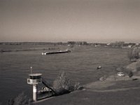 Blick auf den Rhein  Pentax LX, SMC 2.8/40, Gelbfilter, Bergger Pancro 400@640