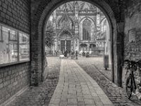 Vor dem Dom  PENTAX K-3 Mark III Monochrome, HD PENTAX - DA* 2.8/ 11-18 ED DC AW  - 13.09.2024 -