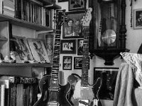 schecter und fender  Fuji GS645S Professional wide60, Kodak TRI-X 400   - 07.06.2024 -