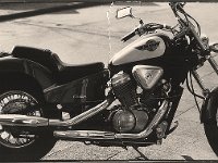 Honda Shadow, zerissene Träume  Contax 167, Planr 1.7/50, Delta 100  - 1993 -