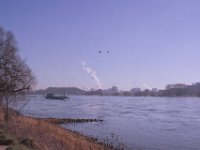 Schifffahrt vor Thyssenkulisse  Pentax K-1, SMC PENTAX-FA 1.9/43 Limited  - 03.03.2025 -