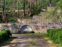 Brunnenwand im Park  Pentax K-1, SMC Pentax-FA 1.8/77 Limited  - 11.04.2022 -