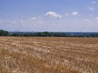 Blick vom Hügel in die Landschaft