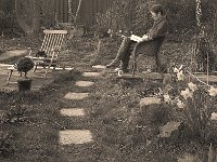 Im Garten  Canham DLC 45; Apo Sironar N 5.6/150; Efke PL 100