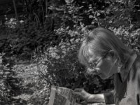 Zeitung lesen  PENTAX K-3 Mark III Monochrome, SMC PENTAX-FA 1.8/31 Limited   -09.05.2024 -