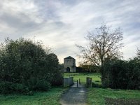 Weg zum APX  iPhone 8 plus  - 31.Oktober 2021 - : Landschaft, Herbst, Römercastell, Bäume, Xanten, ApX, Weg, Brücke, Wachturm