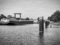 Kanalschleuse  Friedrichsfeld  Pentax K-3 Mark III Monochrome, SMC PENTAX-FA 1.9/43 Limited  - 02.09.2026 -