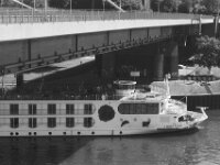 Flußkreuzfahrtschiff  Pentax Super A, SMC Pentax FA 1.8/77 Limited, ADOX CHS 100 II   - 22.05.2026 -
