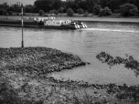 Schifffahrt auf dem Rhein  Pentax K-3 Mark III Monochrome, SMC PENTAX-FA 1.9/43 Limited  - 28.09.2026 -
